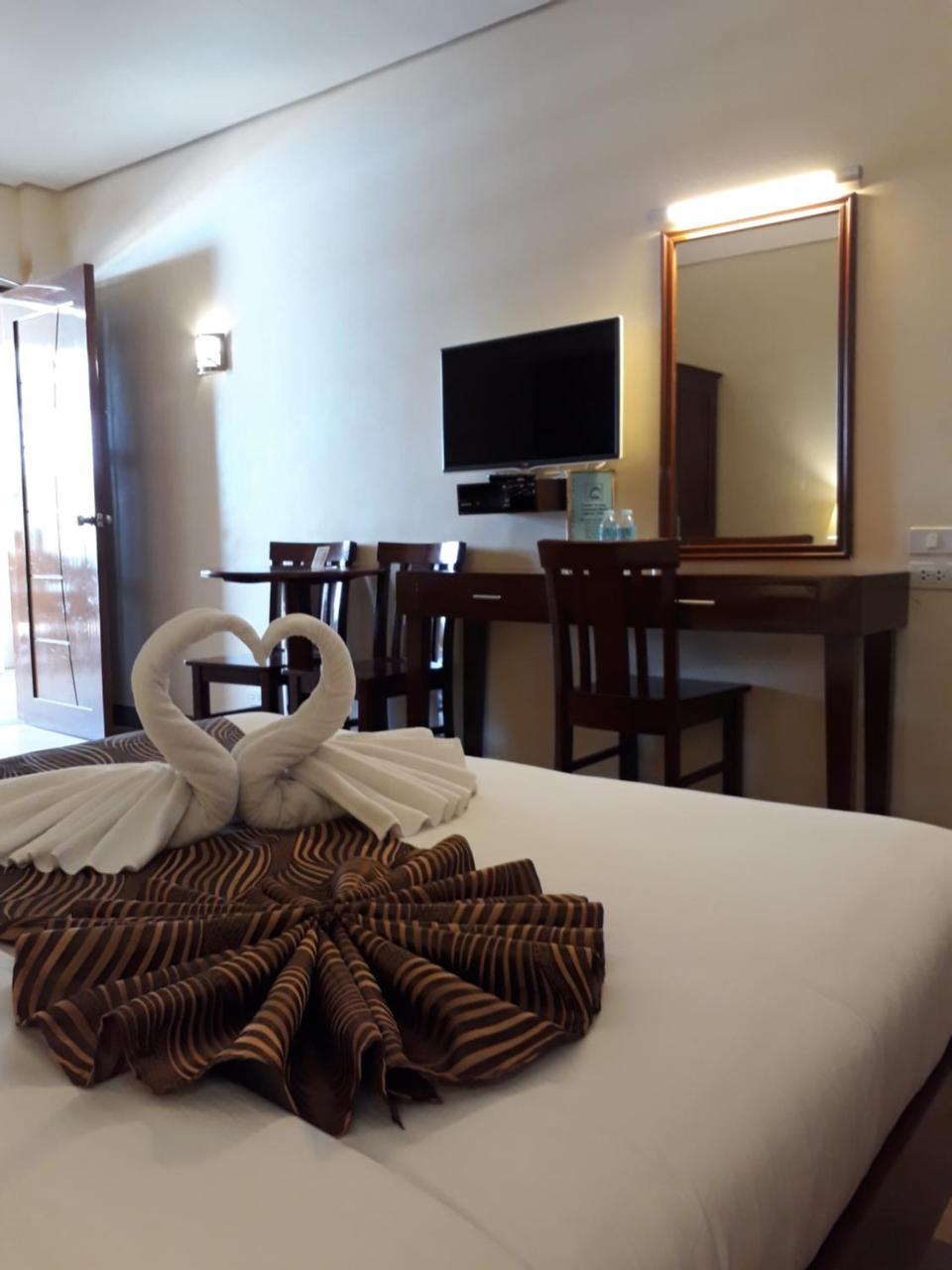 Sea Garden Resort Iloilo Екстер'єр фото