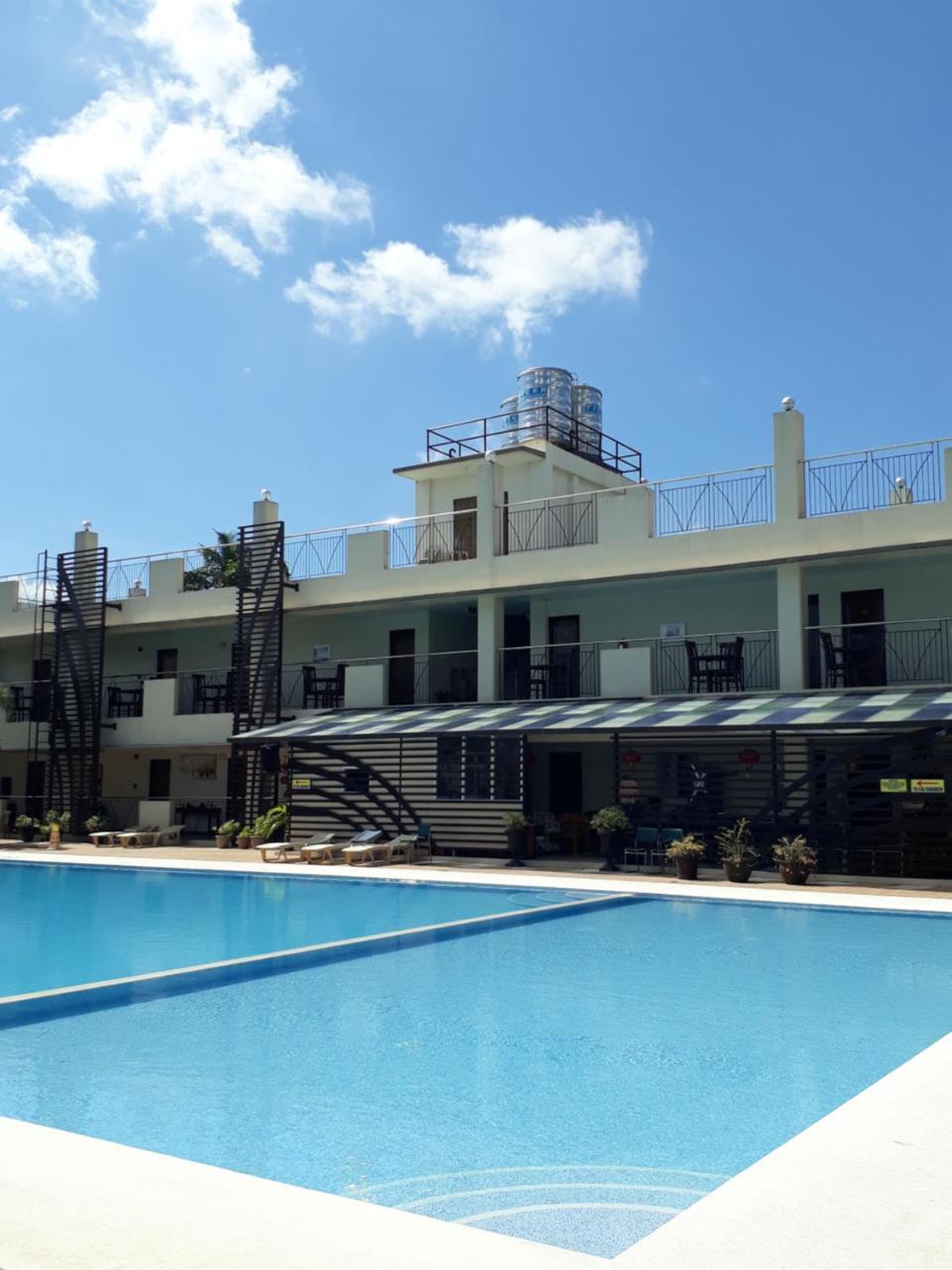 Sea Garden Resort Iloilo Екстер'єр фото