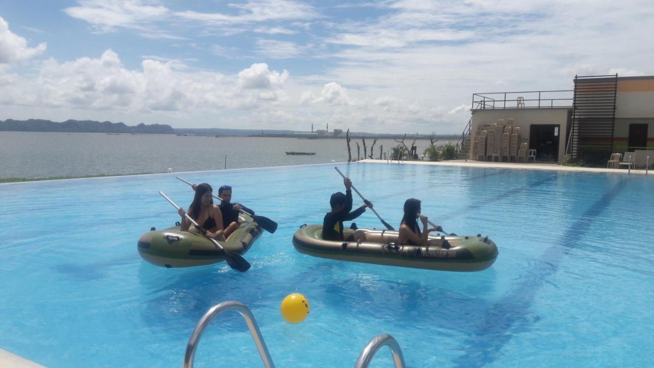 Sea Garden Resort Iloilo Екстер'єр фото