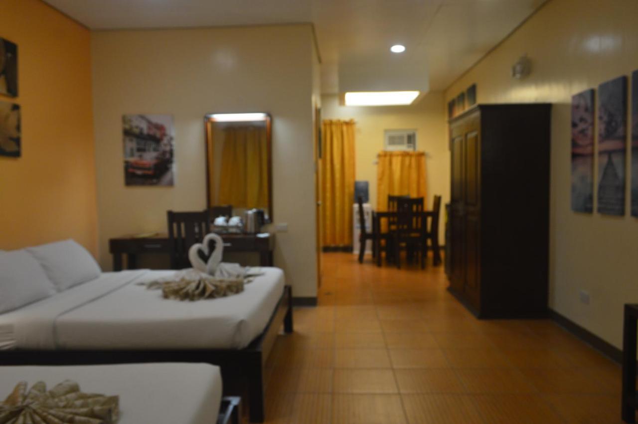 Sea Garden Resort Iloilo Екстер'єр фото